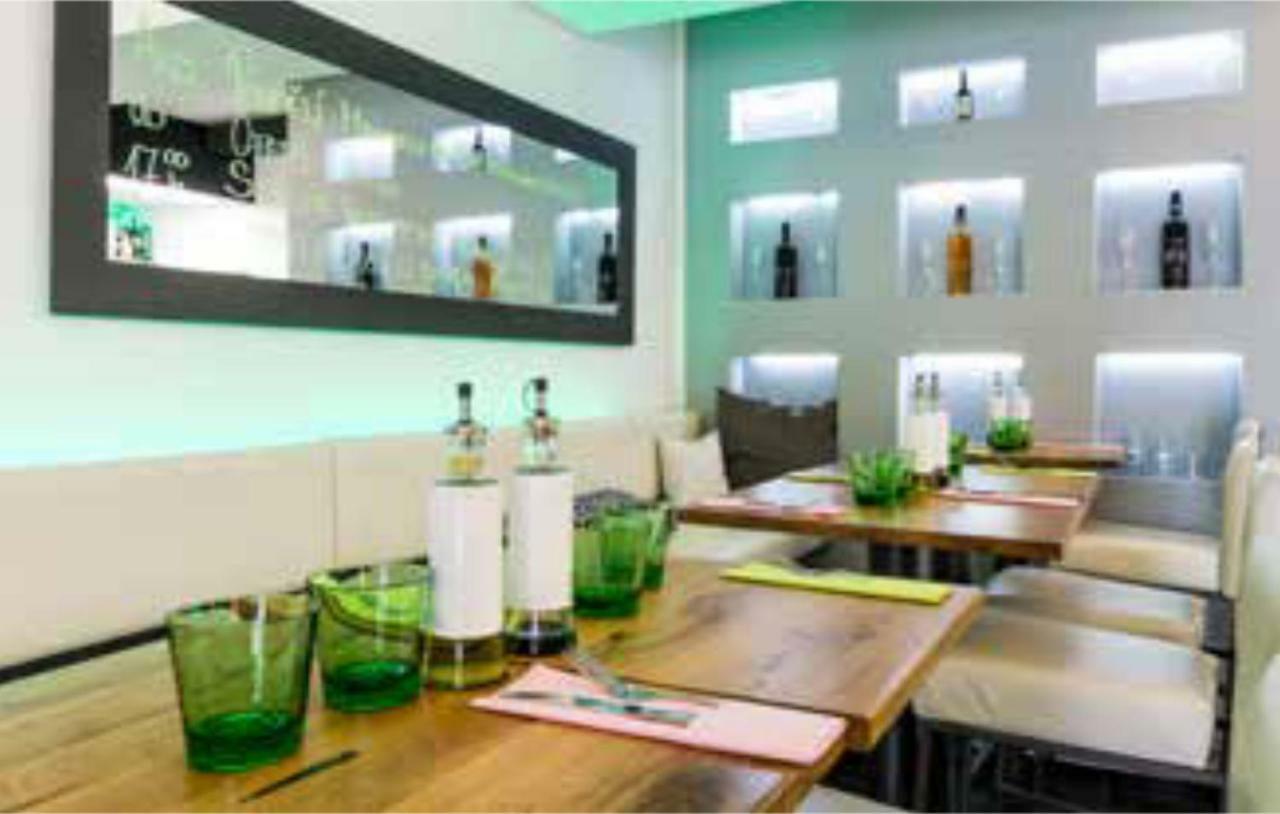 Apartmany Caffe & Grill Roudnice nad Labem Bagian luar foto