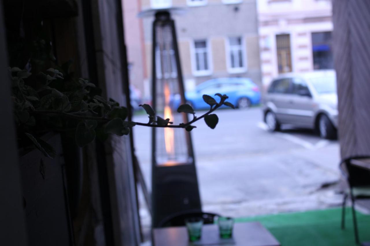 Apartmany Caffe & Grill Roudnice nad Labem Bagian luar foto