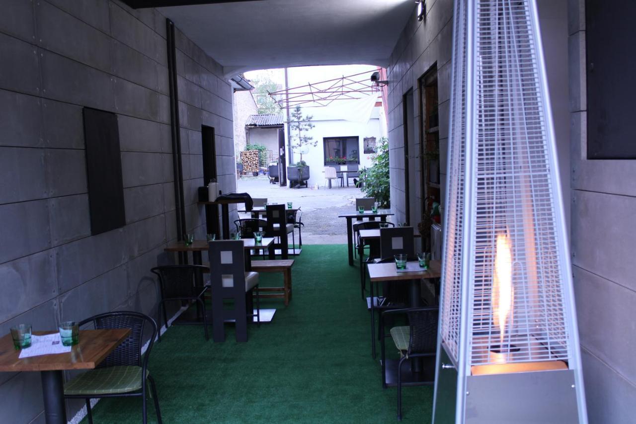 Apartmany Caffe & Grill Roudnice nad Labem Bagian luar foto